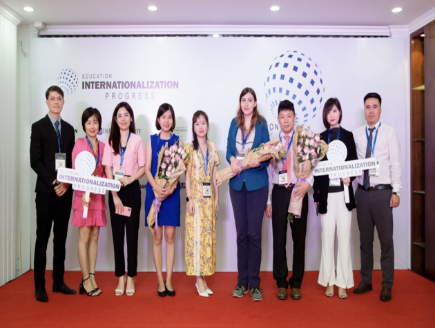 SunUni Academy đào tạo tiếng Anh online 4 kèm 1 chuẩn Quốc tế